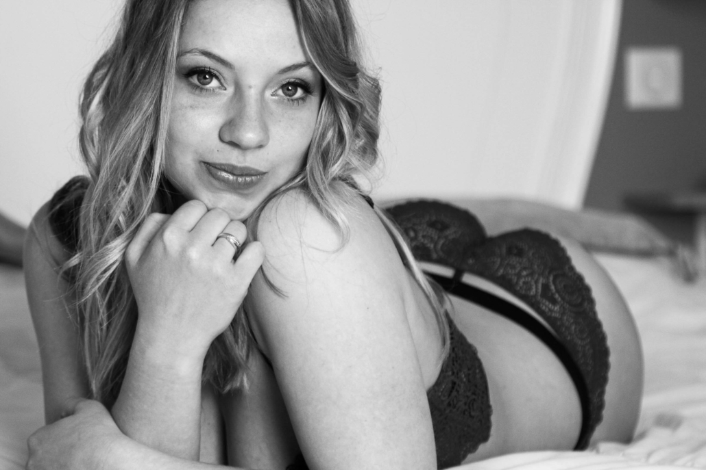 Comment choisir le photographe boudoir parfait pour une séance intime et élégante ?